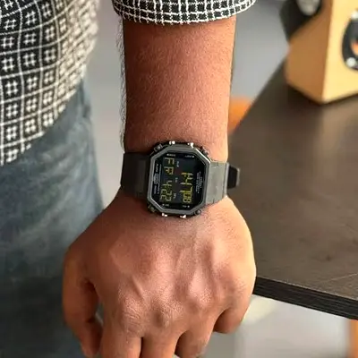 2026 Trendy Square Men's Digital Watch Big Numbers Dial Large Face Waterproof LED Watches