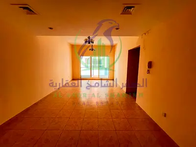 شقة غرفتين وصالة في التعاون مباشرة على شارع الاتحاد مع تكييف مجاني وبلكونة وستور وخزائن بالحائط