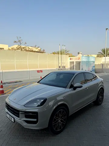2024 Porsche CAYENNE 照片 2