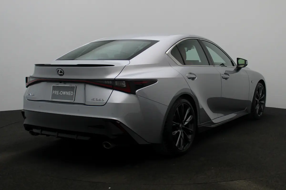 Lexus IS-Series 2023