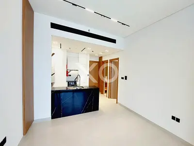 Elegant 1BR | Binghatti | Canal View