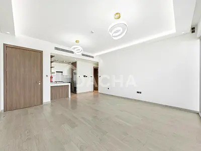 Corner Unit | Spacious | Smart Home