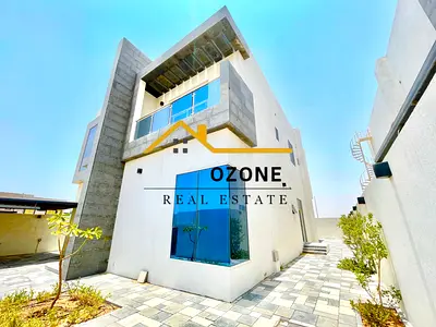 Stand Alone Villa\^For Rent in Hoshi