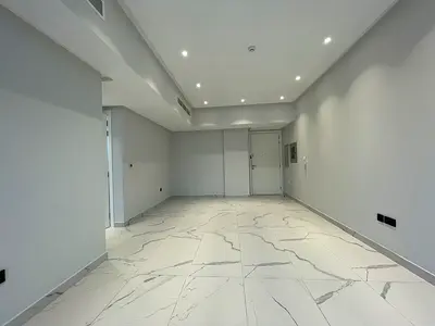 2BHK APARTMENT WITH TERRACE & CLOSED KITCHEN IN NEW BUILDING