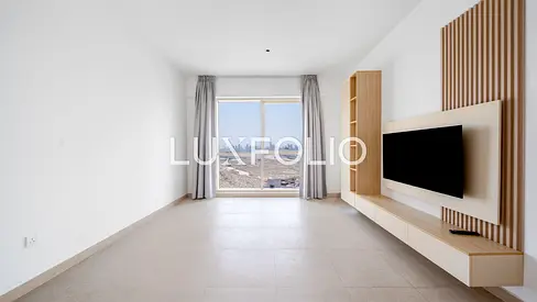 Exclusive | High Floor | Upgaded