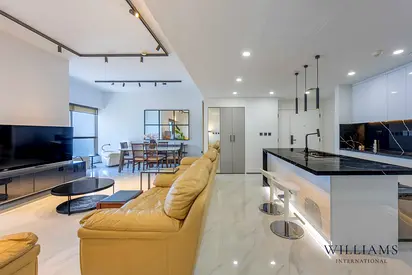 FULL SEA VIEWS THROUGHOUT | LUXURY UPGRADE