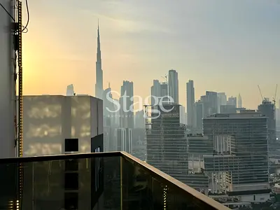 BURJ KHALIFA VIEW | SPACIOUS & BRIGHT | FURNISHED