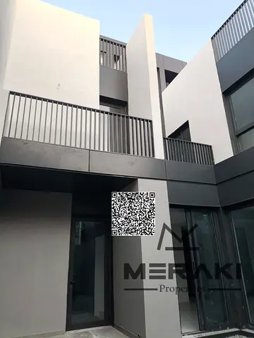 4 BR Villa with Private Garden in Al Zorah