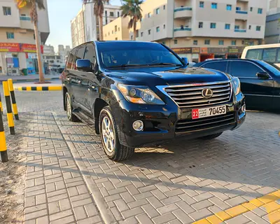 2010 Lexus LX-SERIES photo 4