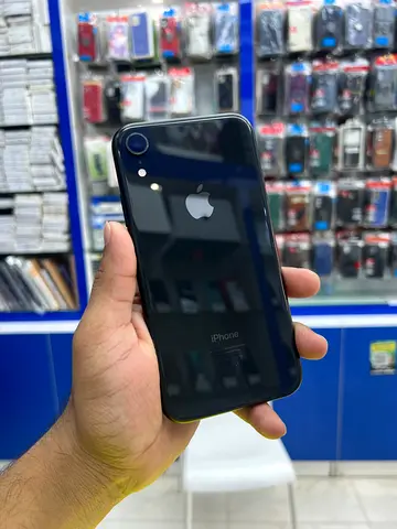 IPHONE XR 64GB
