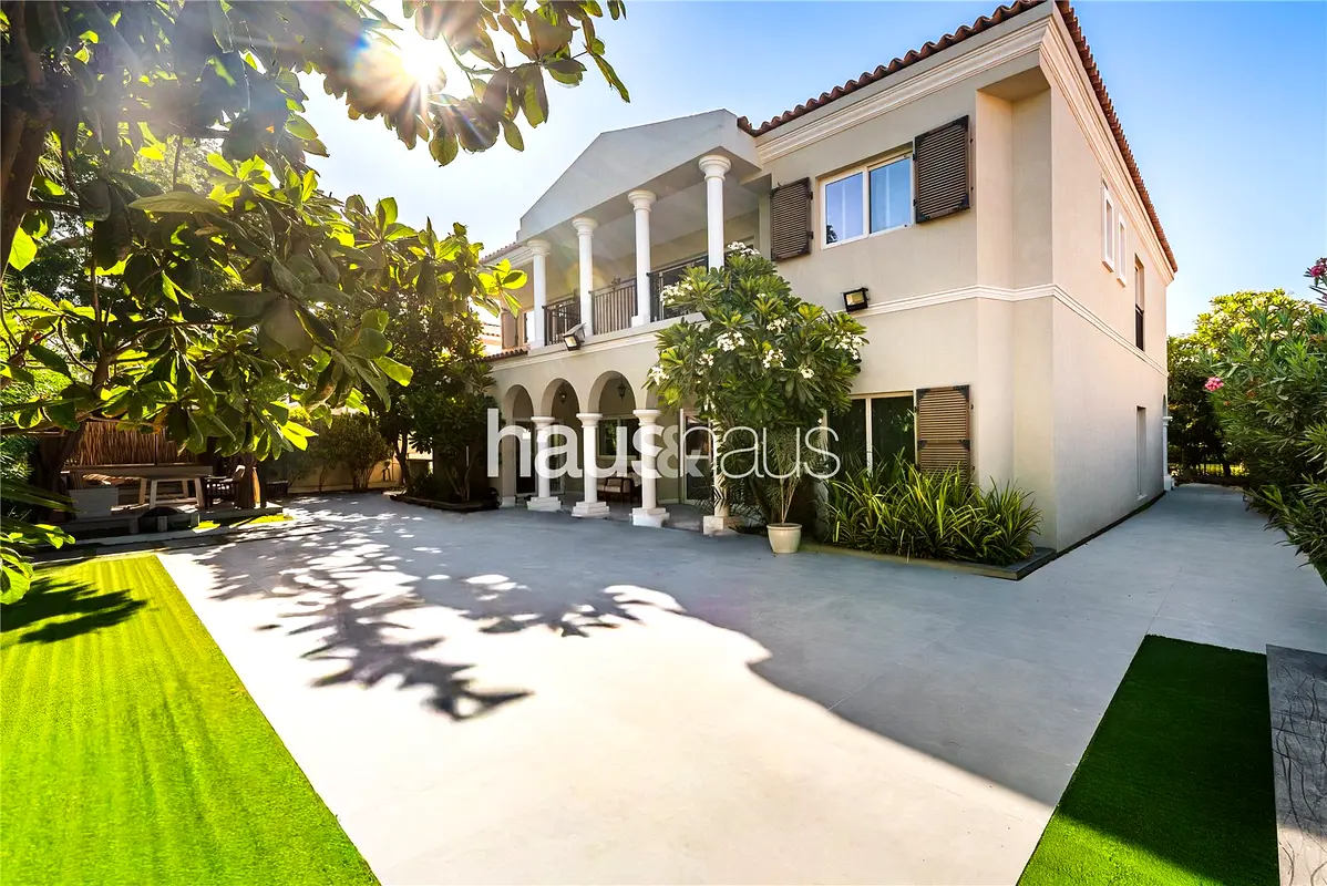 Immaculate Family Home | Vacant On Transfer