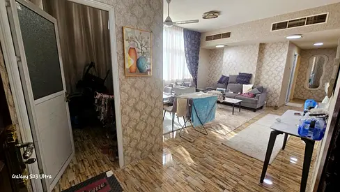 🏡 للإيجار السنوي – غرفتين وصالة في التعاون 📍 الموقع: التعاون، بجوار أفاميا ✨ تفاصيل الشقة: - غرفتين وصالة - عقد عائلي فقط - موقع مميز بالقرب من أ