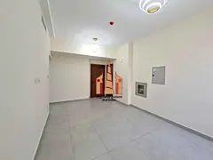 Brand New Specious 1BHk aprament with Master Bedroom || Close to Safeer Mall. ||