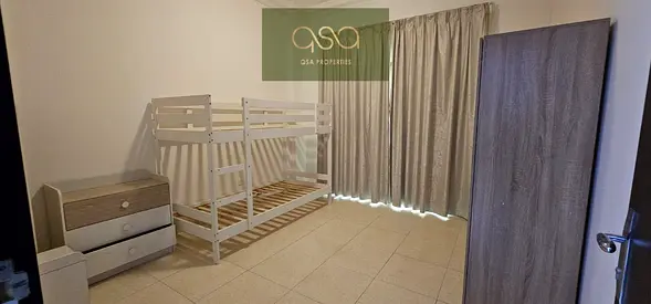 A clean and comfortable three bedroom apartment available for rent in a convenient location, ideal