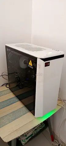 Desktop Core i7 7700 3.6 GHz, 48 GB RAM, GTX 1060 6GB Graphics Card