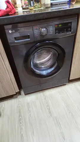 LG Front Load Washing Machine - 7kg, Grey, Good Working Condition