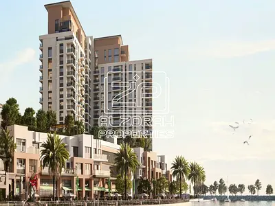 Elegant Coastal Setting for Family Life
