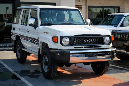 Toyota Land Cruiser LC76 4.0 MT GCC
