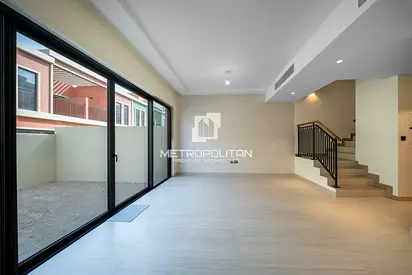 Lagoon Living | Back to back Row | High ROI