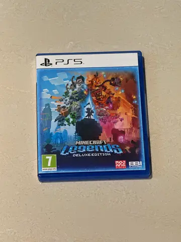 Minecraft Dungeons Deluxe Edition - PS5 (Like New)