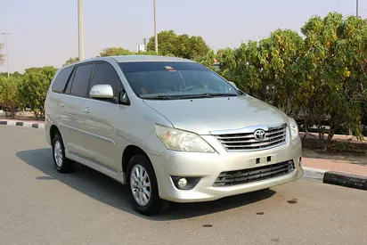 Toyota Innova 2013 G - GCC Specs -7-Seater Family Car