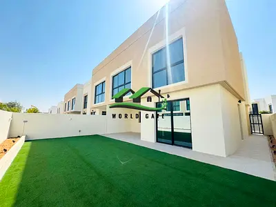 New Villa 3BR + Maid + S Facing Communty Vacant Now