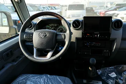 2026 Toyota LAND CRUISER 70 SERIES 照片 15