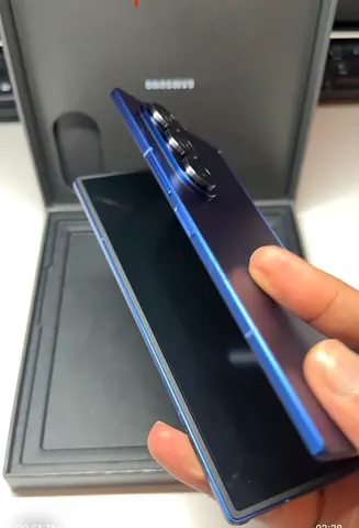 Samsung Galaxy Fold 7 1TB - Good condition, original box included