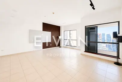 Balcony with Sea & Palm Views | High Floor Unit