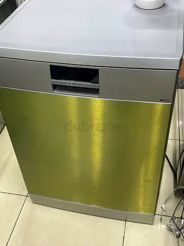 Siemens iq700 dishwasher 3 rack good condition