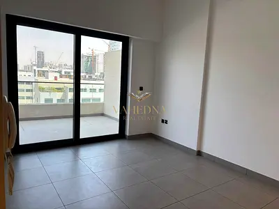 Spacious 2 Bedroom I Huge Balcony