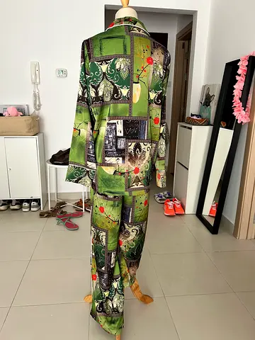 BEBE Green patterned long women's pijama size M