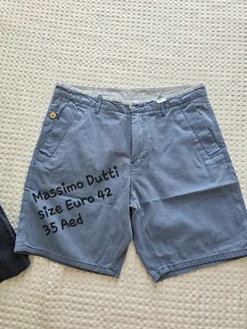 Massimo Dutti men's chino shorts - EU 42, light blue, good condition