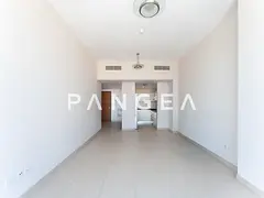 Burj Al Arab and Sea view | Middle Floor | Big Layout