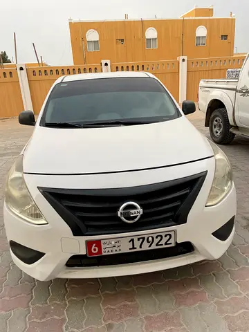 2019 Nissan SUNNY 照片 2