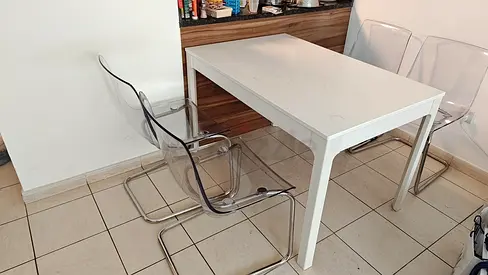 White Dining Table with 4 Transparent Acrylic Chairs - Good Condition