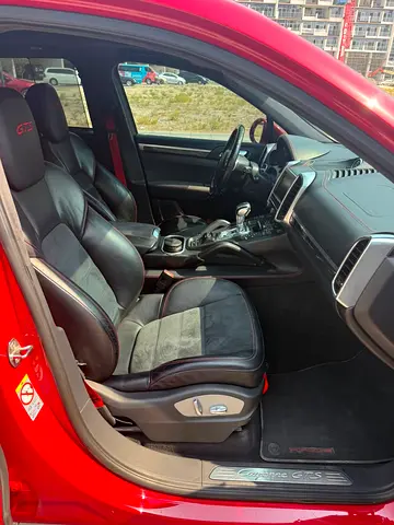 2014 Porsche CAYENNE 缩略图 6