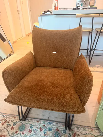 Brand New Brown fabric accent armchair with metal legs