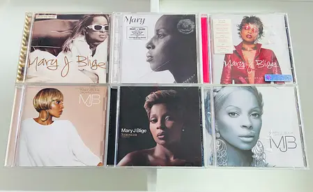 6 Mary J. Blige Music CD’s
