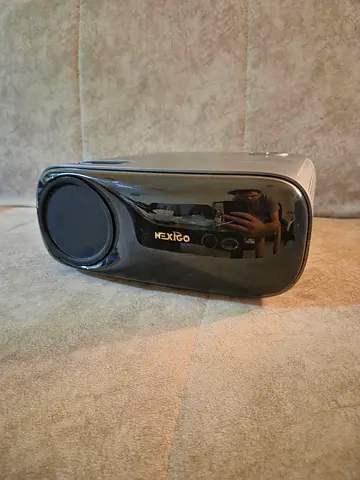 NexiGo PJ40 1080p LCD Projector