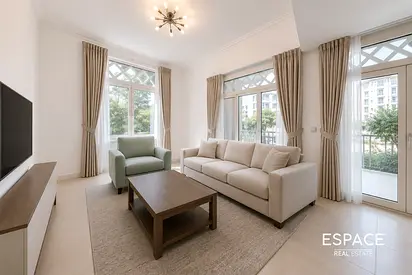 Upgraded | 3 Bedroom | Park Side