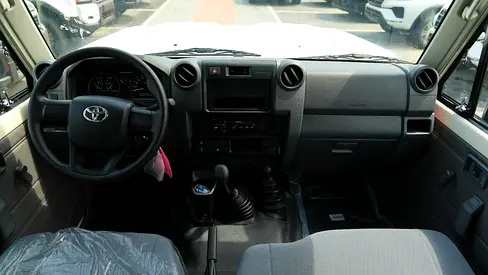 2026 Toyota LAND CRUISER 70 SERIES 照片 17