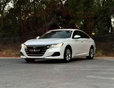 Honda Accord LX 2022 | GCC Specs | Accident-Free | In Excellent Condition | 1042 P.M