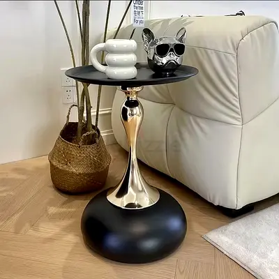 Modern black & gold side table - small accent table in excellent condition