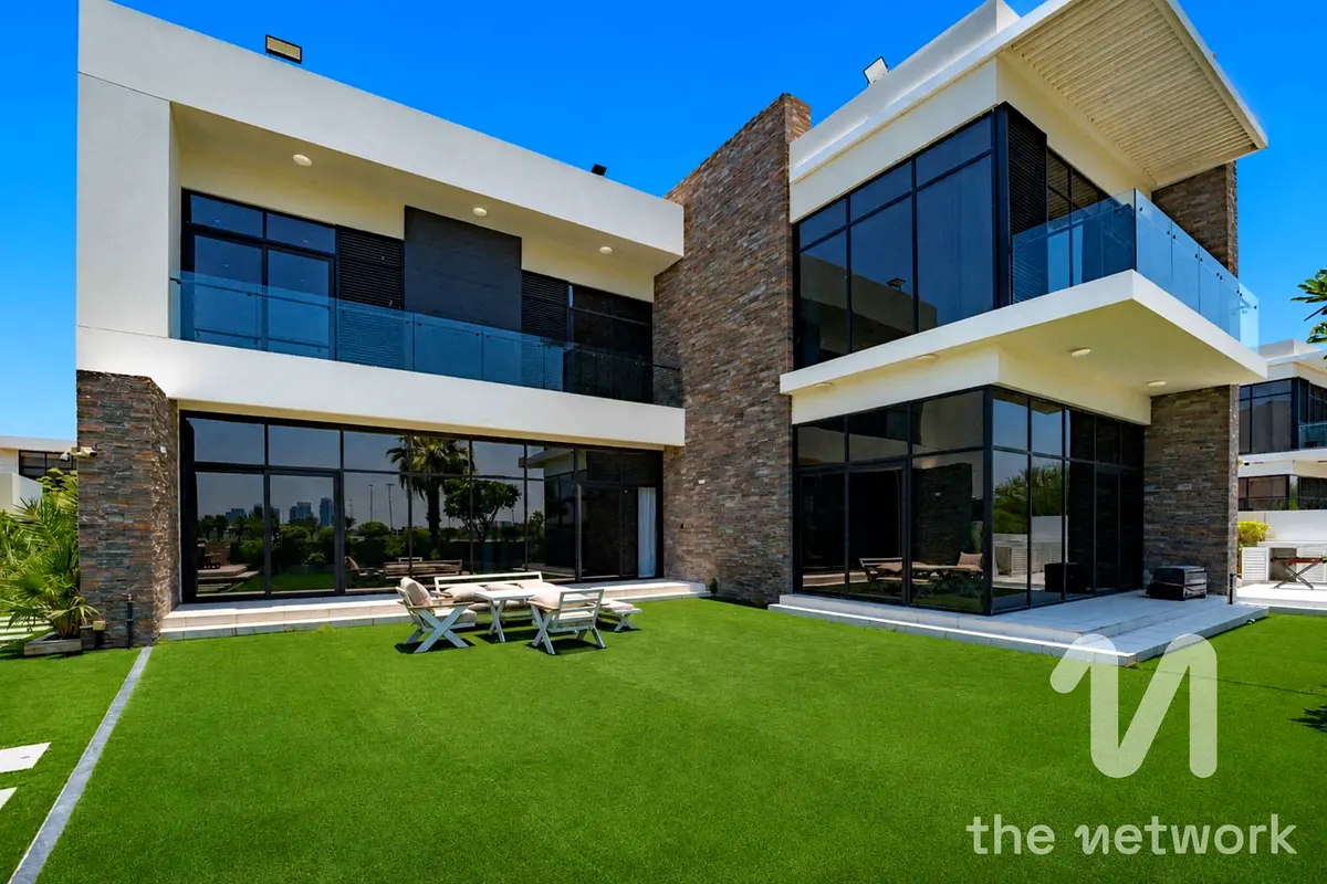 Stunning 6-Bed | Ready to Rent | Furnished