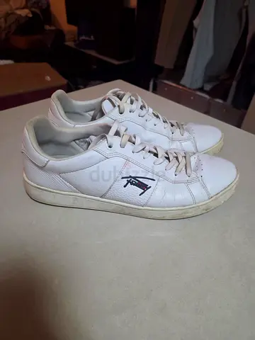White Leather Tommy Jeans sneakers, size 43, gently used