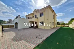6 Bedrooms | Huge Plot | Custom Build