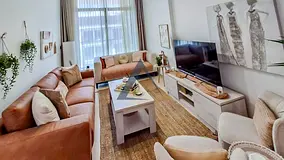 Modern Furnished 2 BR | 1000 sqft | High Floor