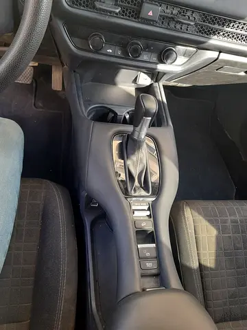 صورة 10 لـ 2023 Honda HR-V