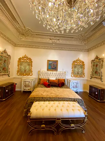 Ornate Classic King Bedroom Set with night stand